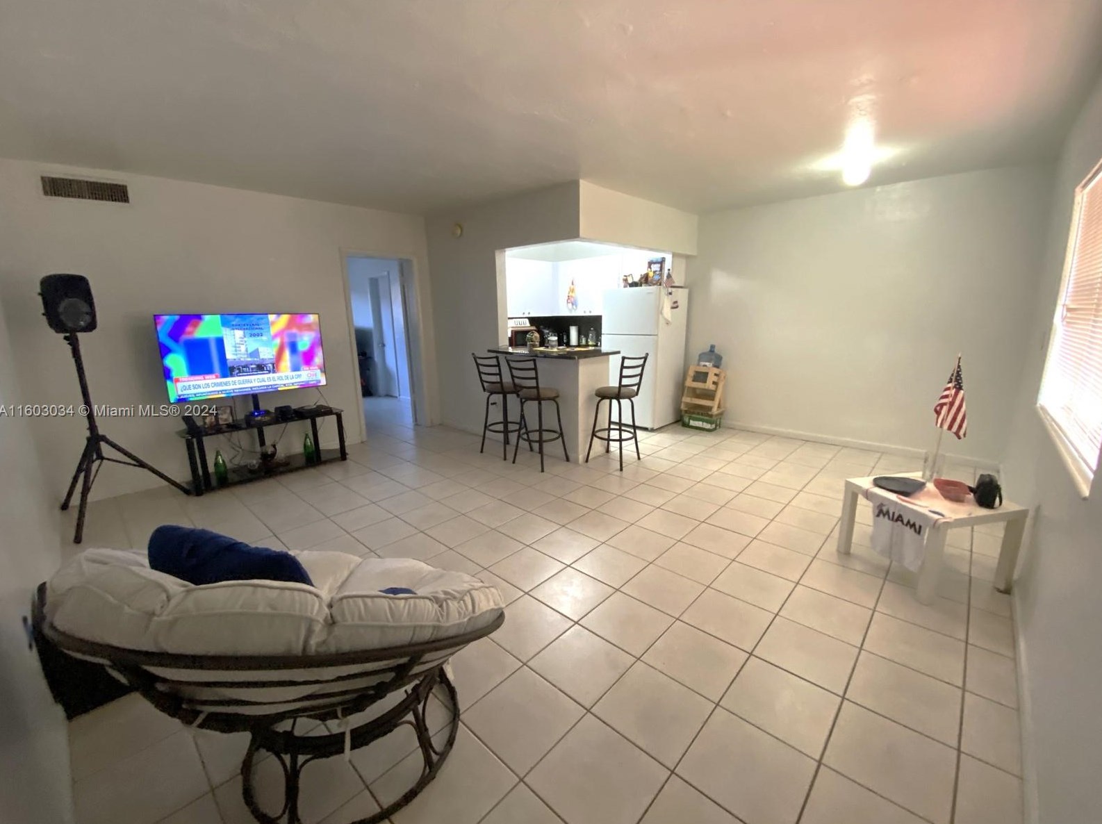 1280 W 54th St #218b, Hialeah, FL 33012