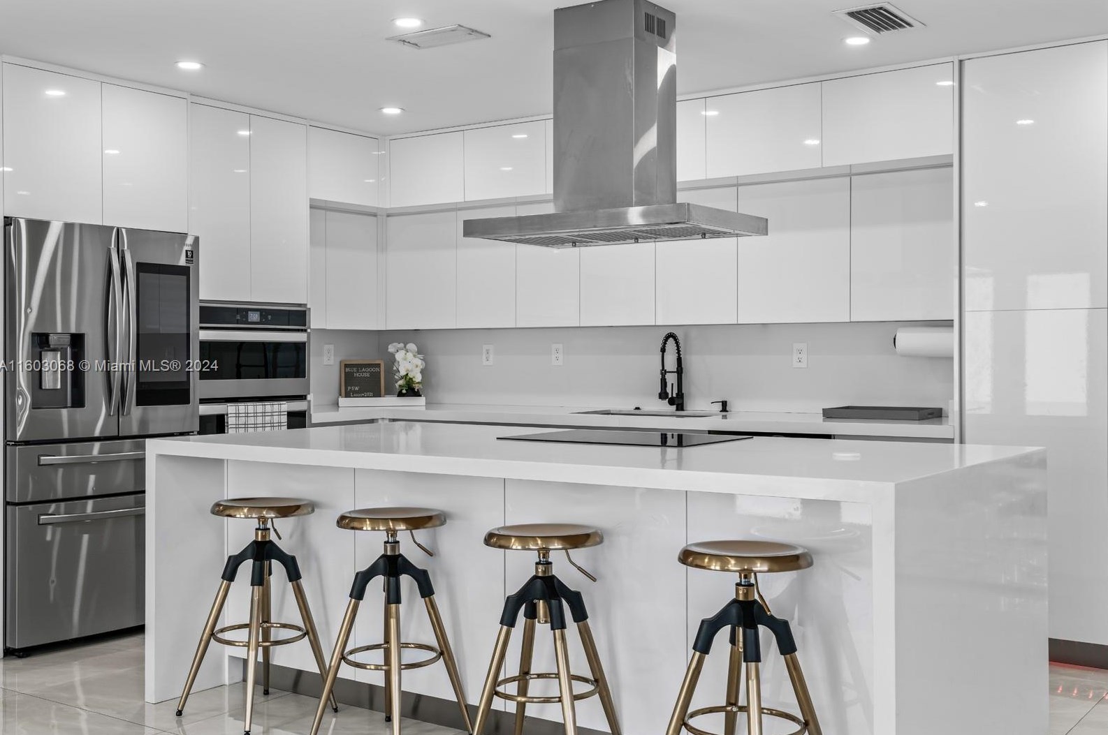 10202 33rd St, Miami FL  33165-3804 exterior