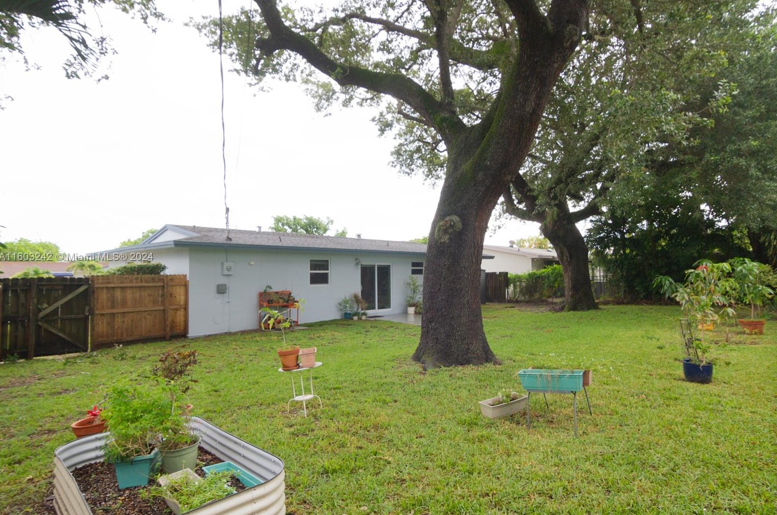 9820 83rd St, Miami FL  33173-4045 exterior