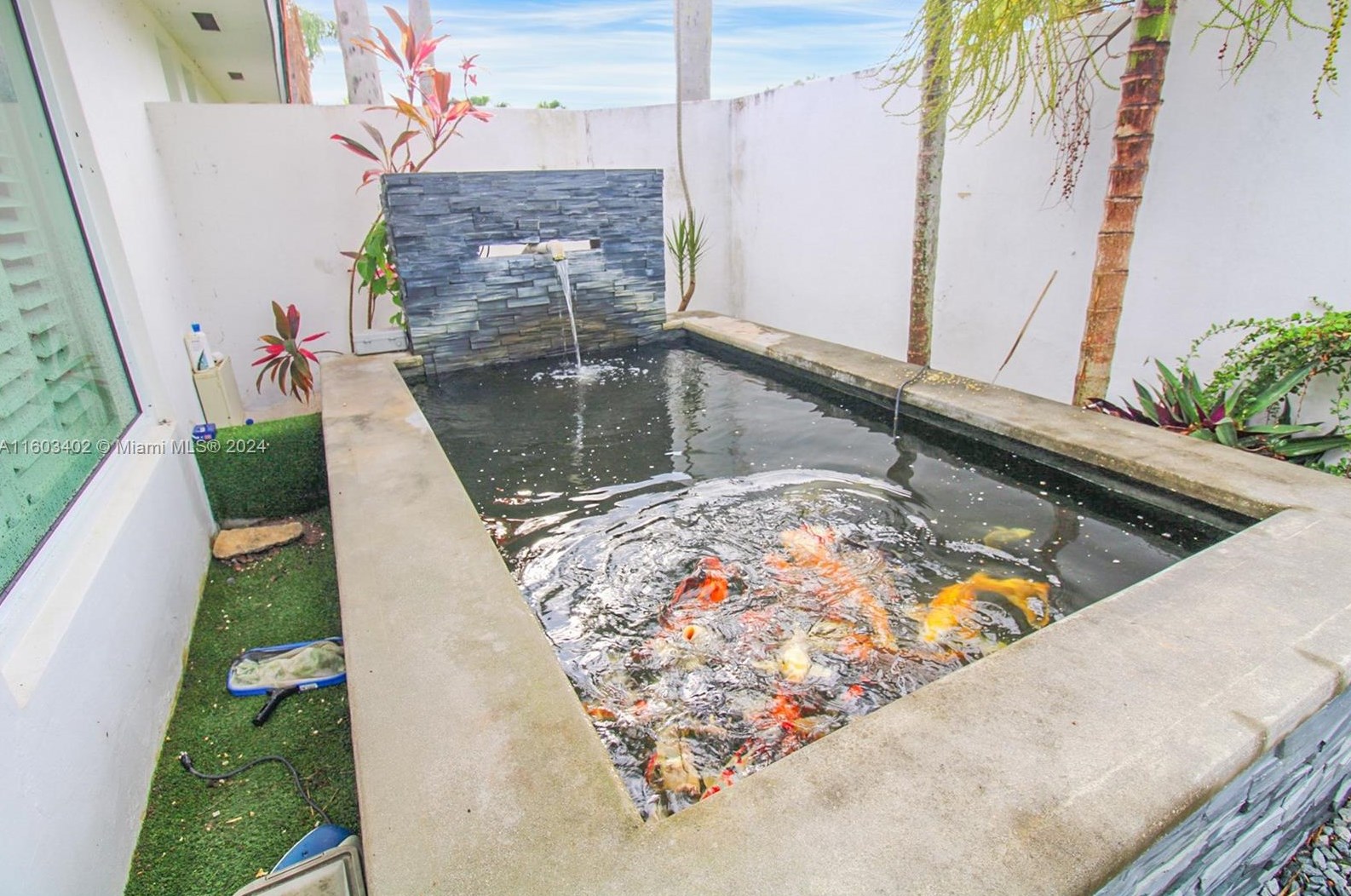 9864 124 Ter, Miami FL 33186-5497 exterior