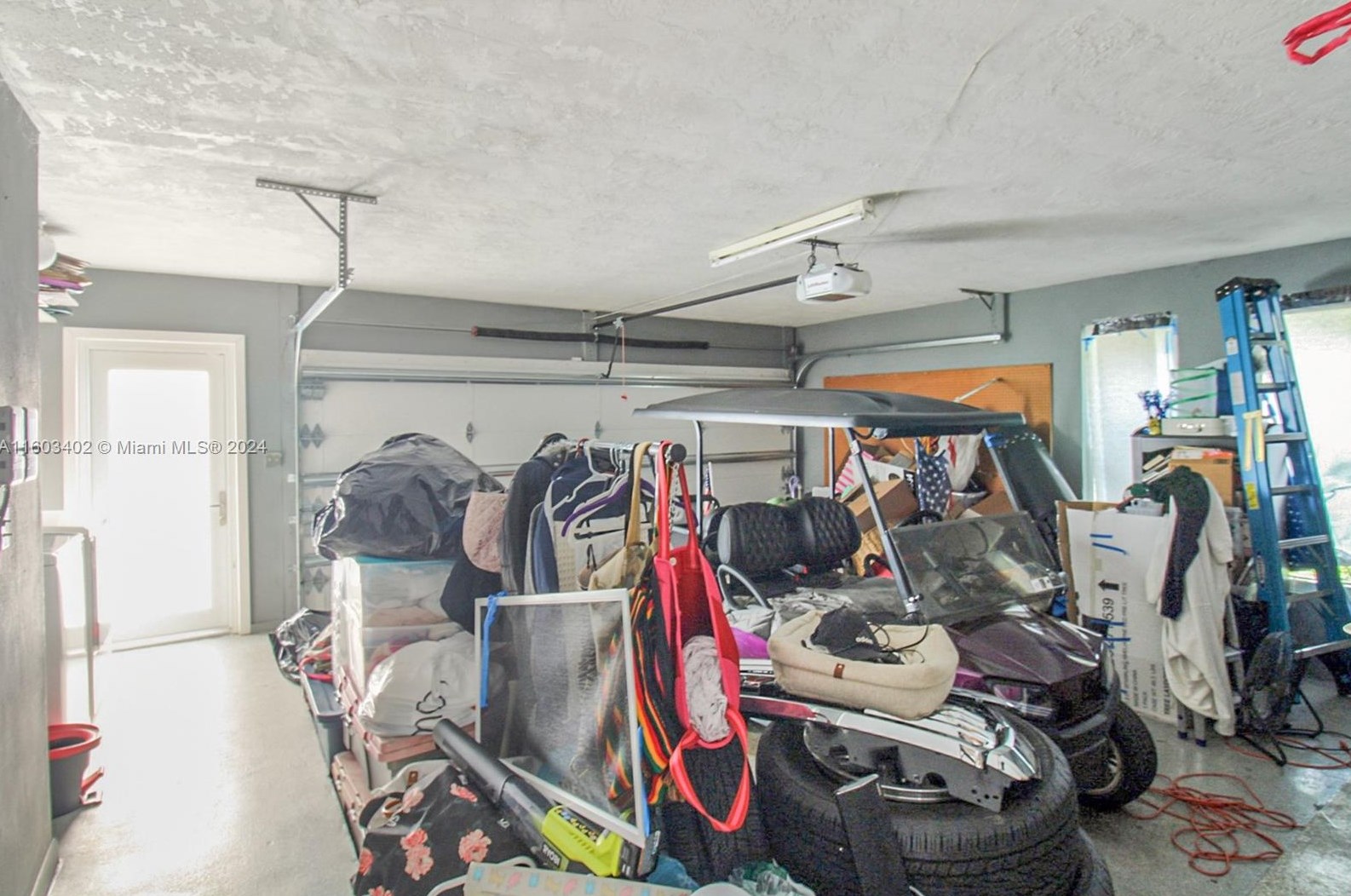 9864 124 Ter, Miami FL 33186-5497 exterior