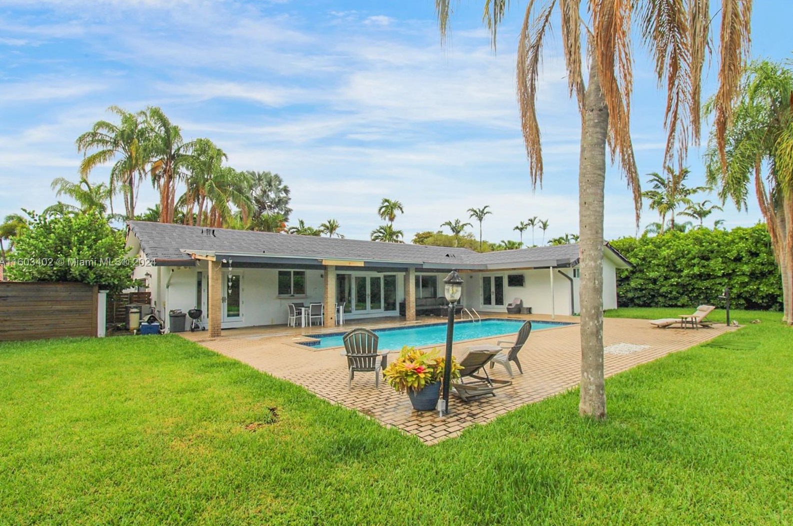 9864 124 Ter, Miami FL 33186-5497 exterior