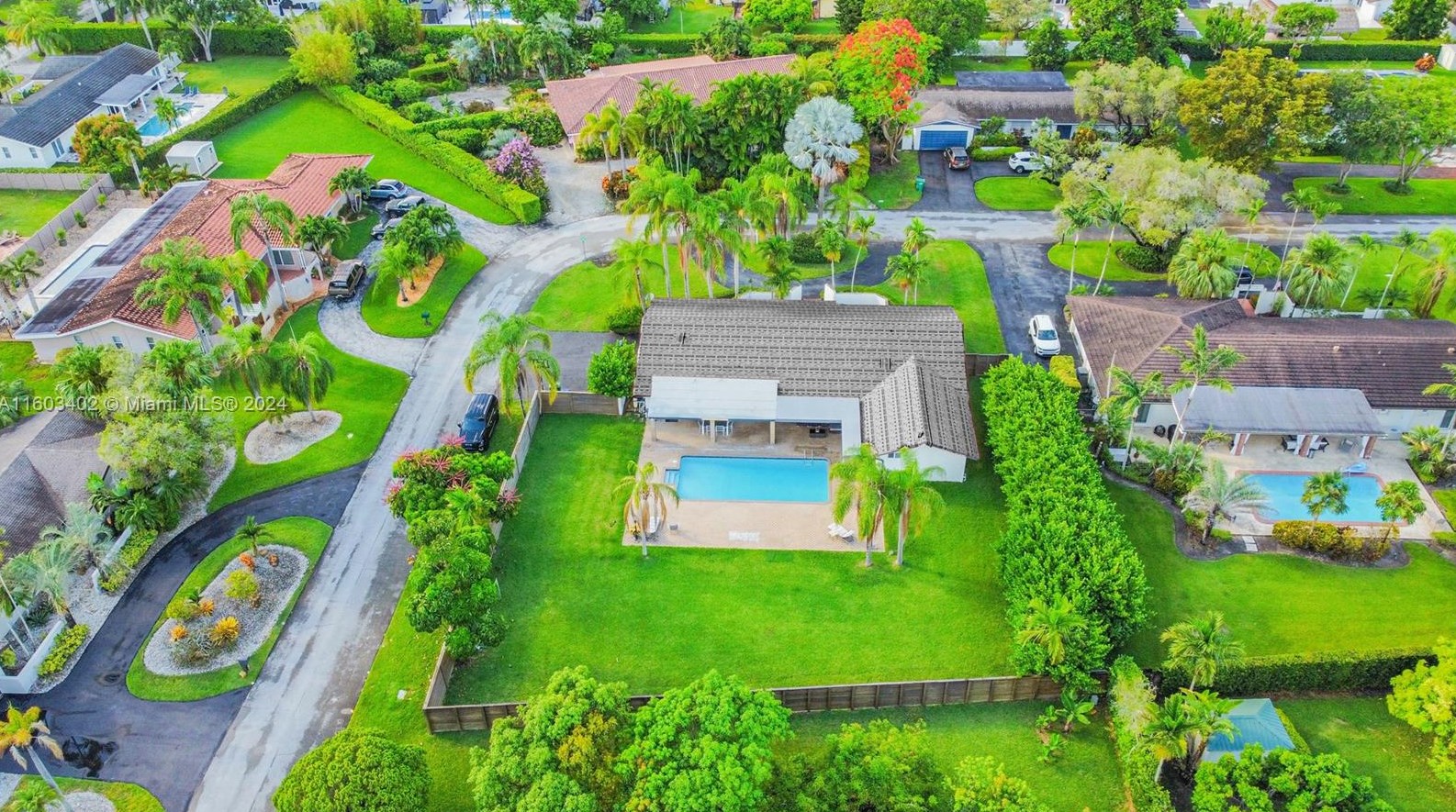 9864 124 Ter, Miami FL 33186-5497 exterior