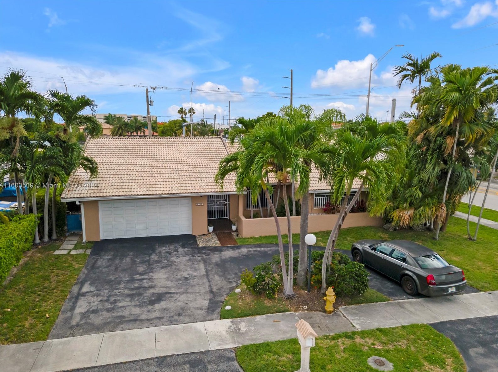 9205 Sw 8th Terrace, Miami, FL 33174
