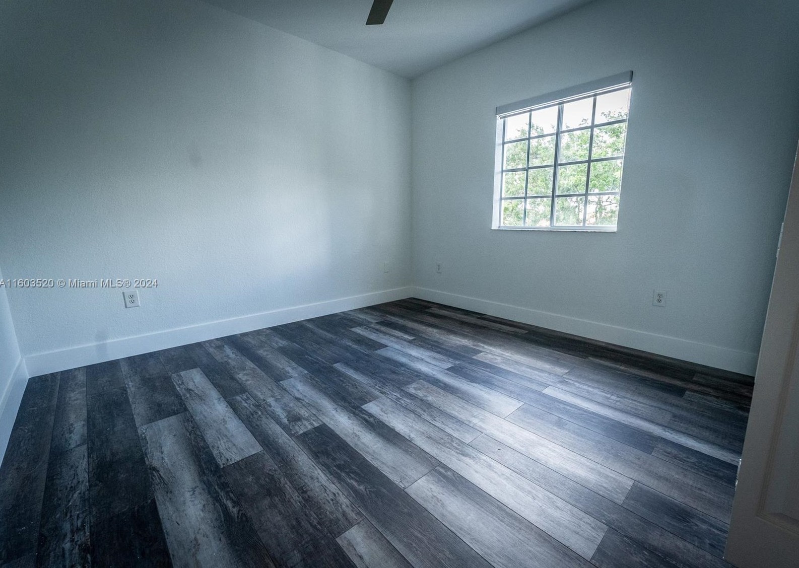16096 149 Ter, Miami FL  33196-6421 exterior
