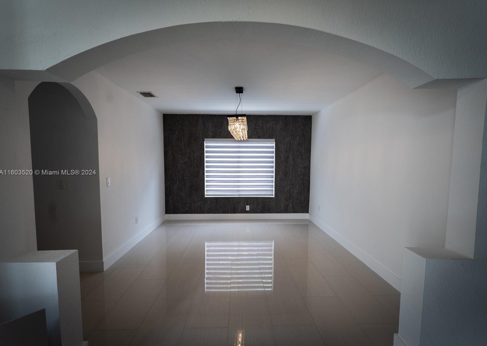 16096 149 Ter, Miami FL  33196-6421 exterior