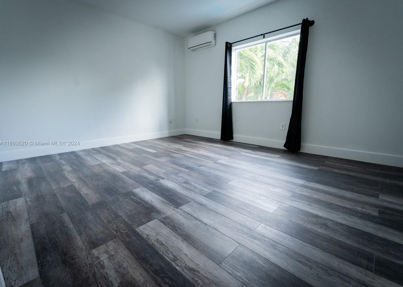 16096 149 Ter, Miami FL  33196-6421 exterior