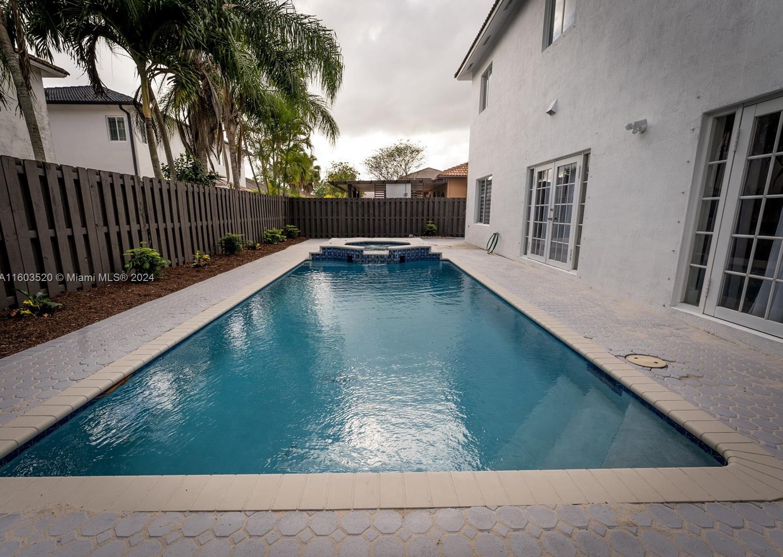 16096 149 Ter, Miami FL  33196-6421 exterior