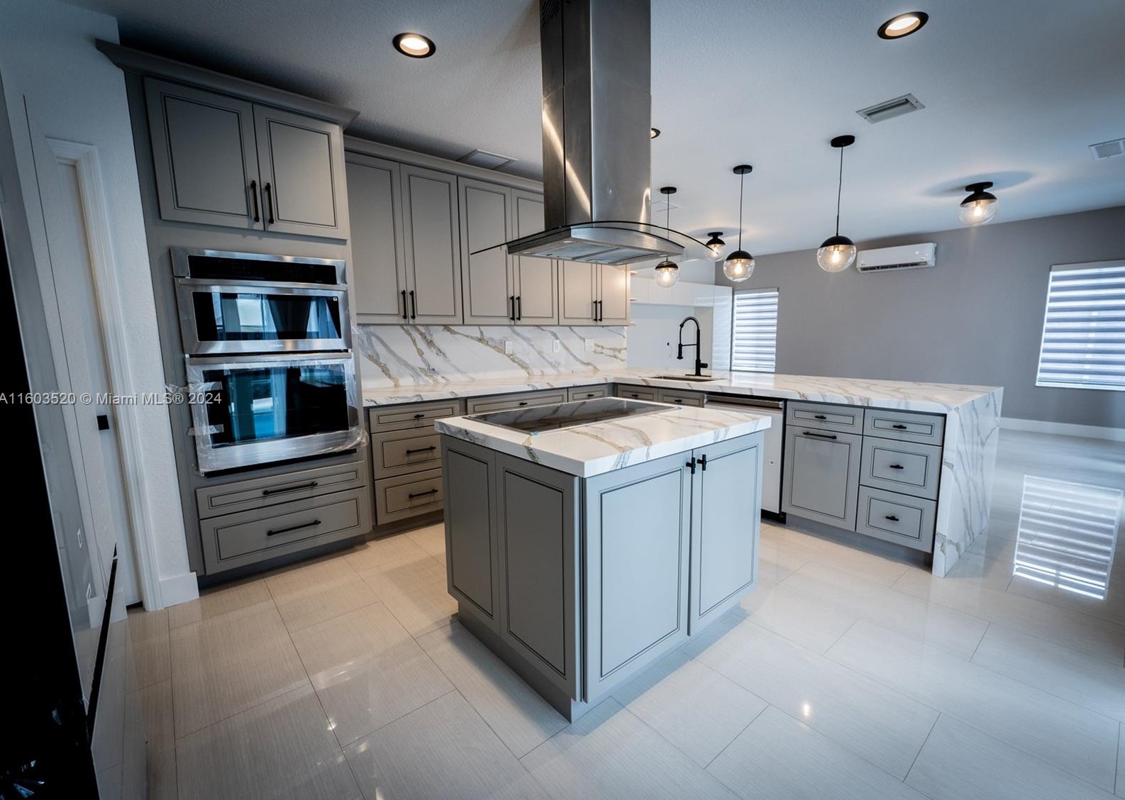 16096 149 Ter, Miami FL  33196-6421 exterior