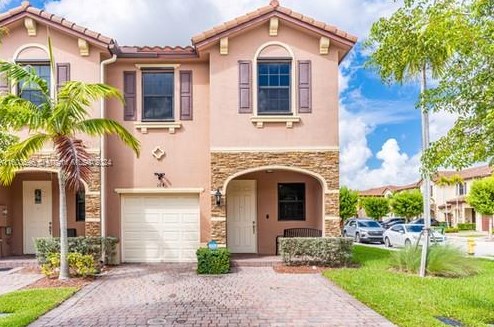 104 34th Ter, Homestead, FL 33033