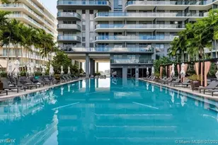 121 NE 34th St, Miami, FL 33137 - Photo 16