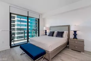 121 NE 34th St, Miami, FL 33137 - Photo 12