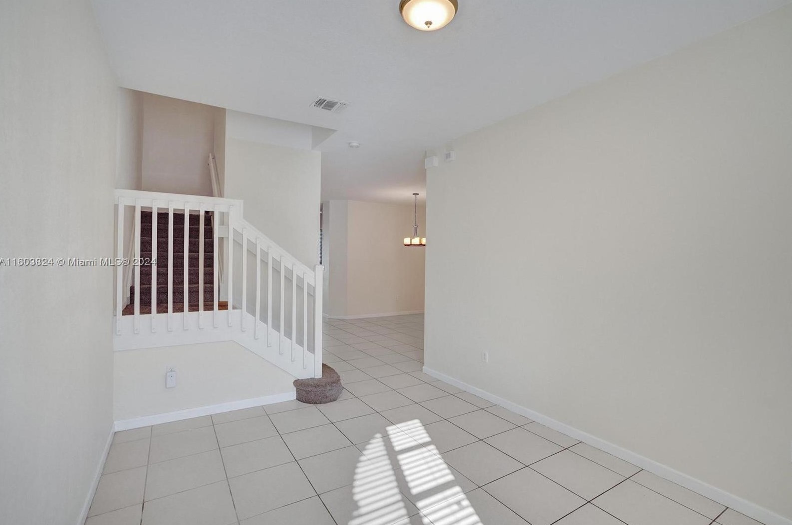 21422 13th Ave, Miami, FL