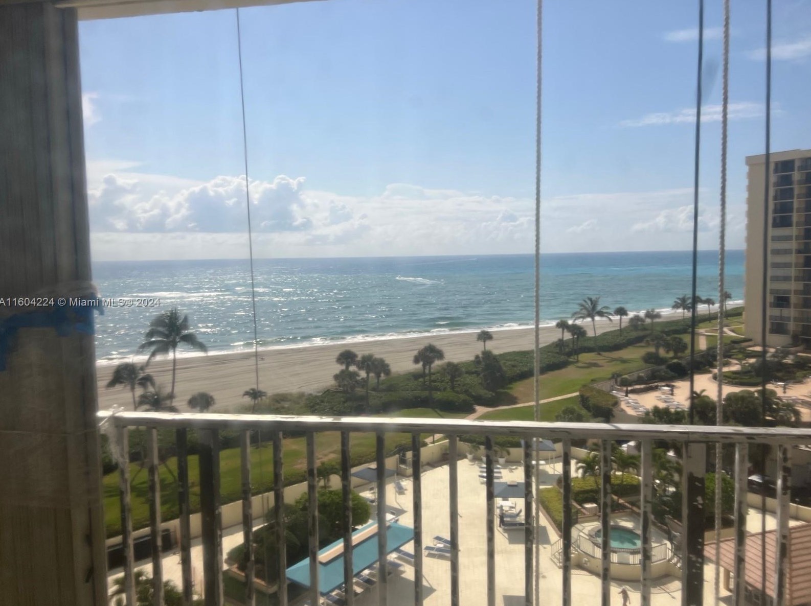 400 Ocean Trail Way, Jupiter FL  33477-5523 exterior