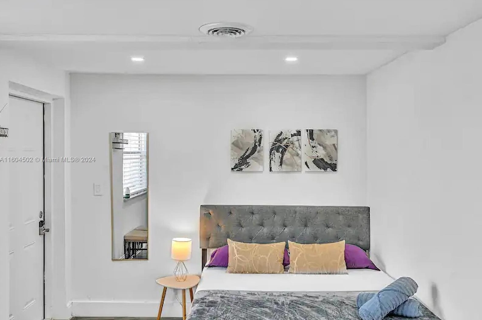 2340 66 Ter, Hollywood FL 33023-3891 exterior