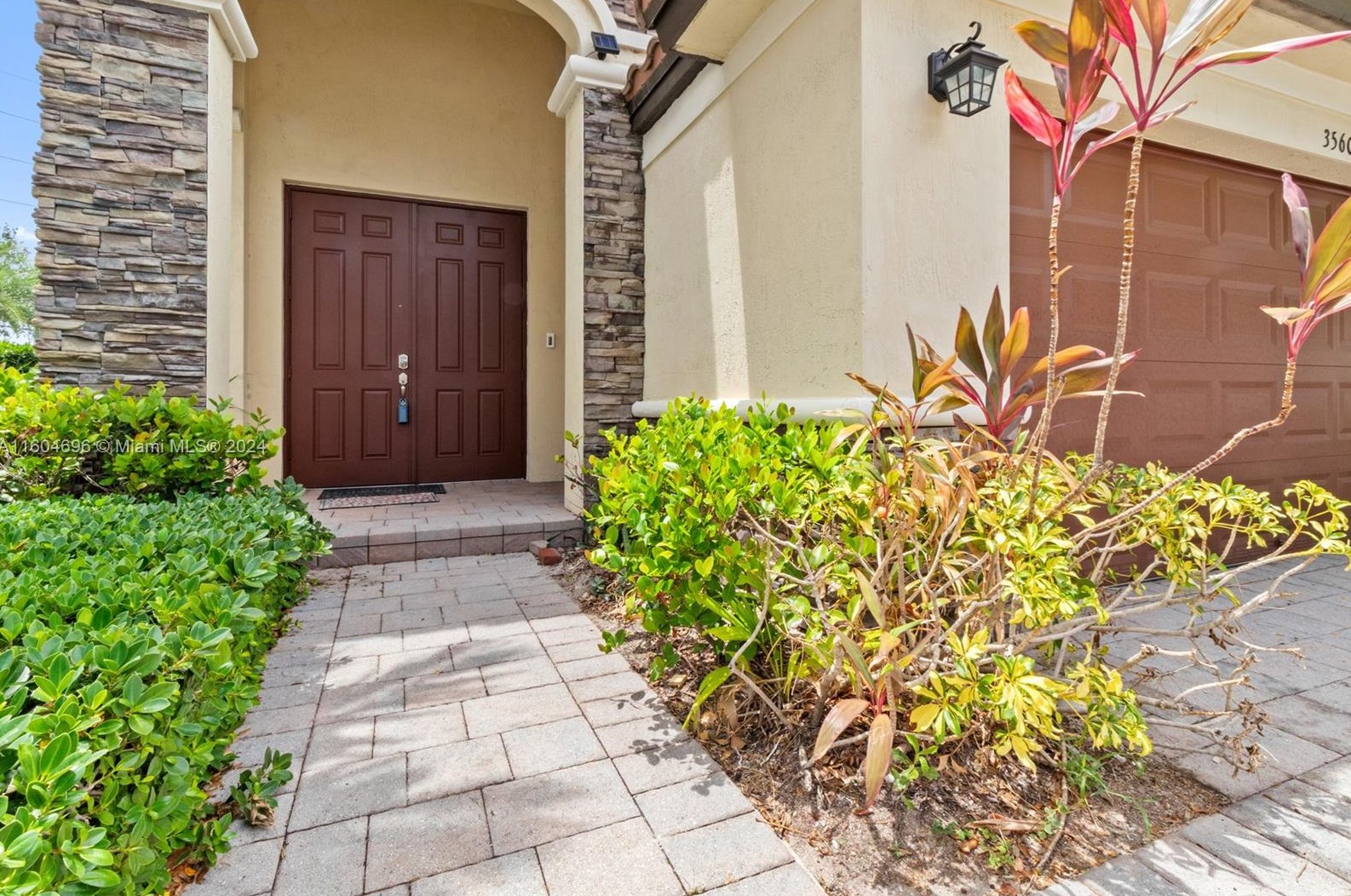 3560 W 88th St #3560, Hialeah, FL 33018