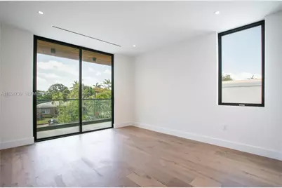 345 W 46th St #345, Miami Beach, FL 33140 - Photo 38