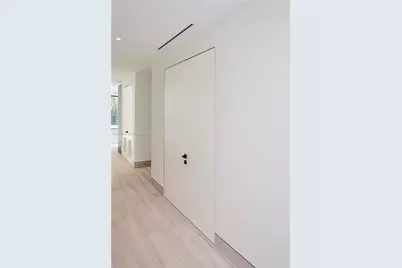 345 W 46th St #345, Miami Beach, FL 33140 - Photo 8