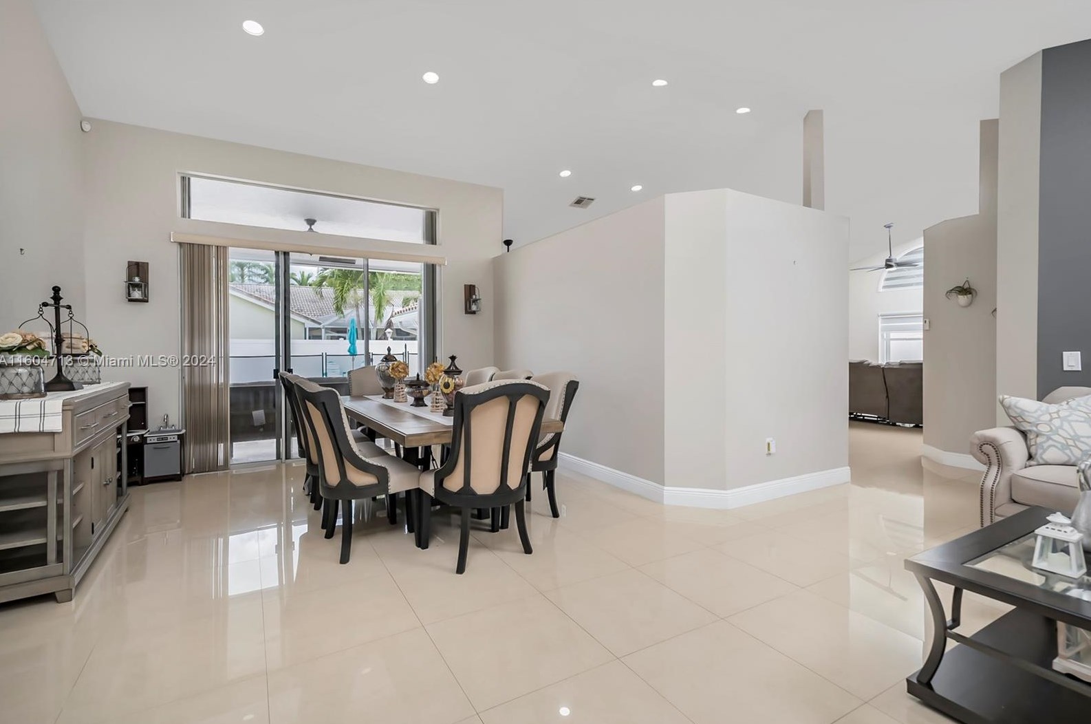 731 93rd Ter, Hollywood, FL 33024-6343