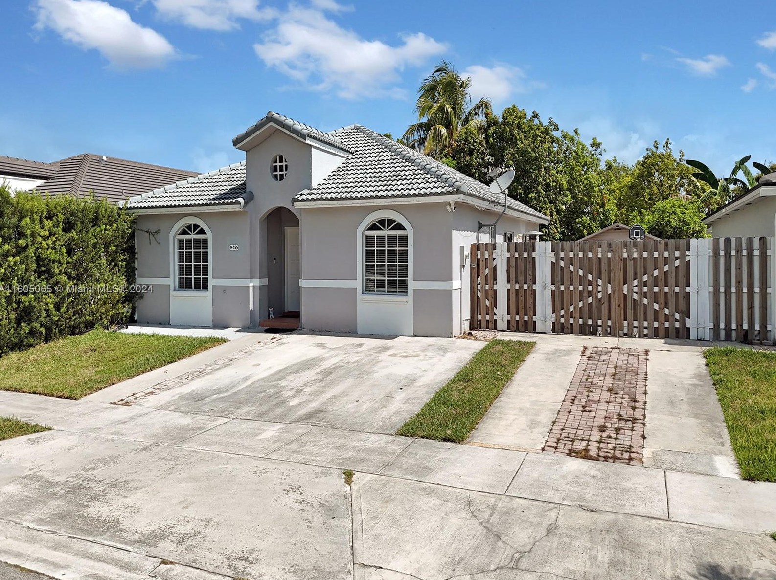 14353 169th St, Miami, FL 33177-2048