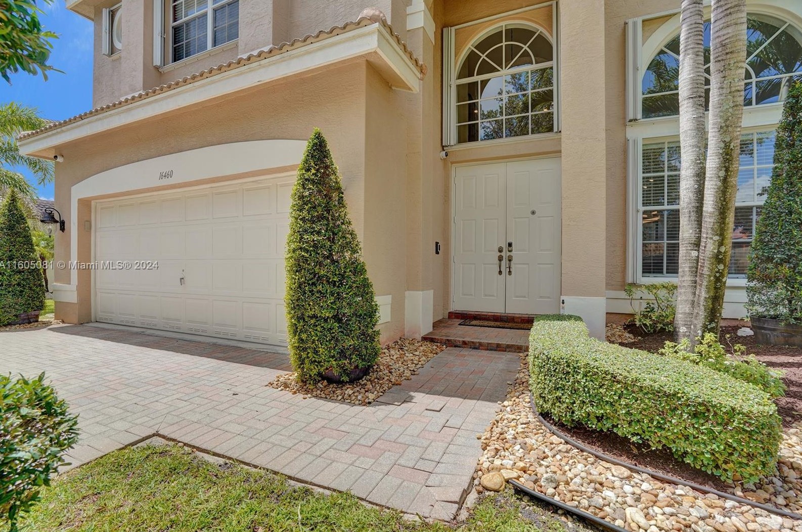 16460 30th St, Hollywood, FL 33027-5227