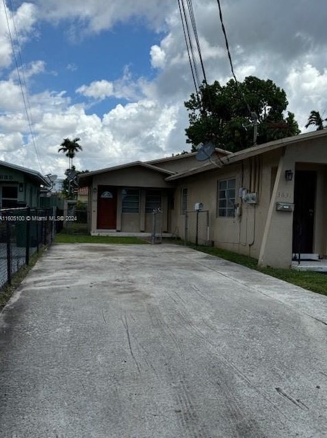 3633 5th Ter, Miami, FL 33135-2513