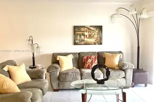 681 S Hollybrook Dr, Pembroke Pines, FL 33025 - Photo 14