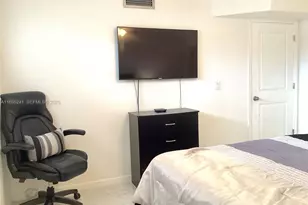 681 S Hollybrook Dr, Pembroke Pines, FL 33025 - Photo 26