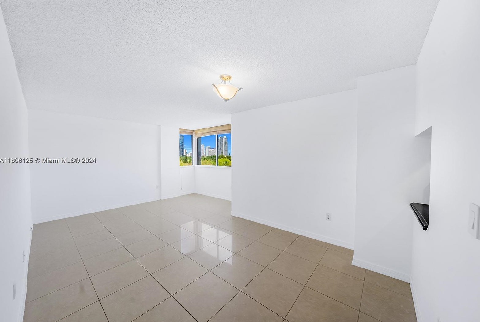 2400 Sw 3rd #706, Miami, FL 33129
