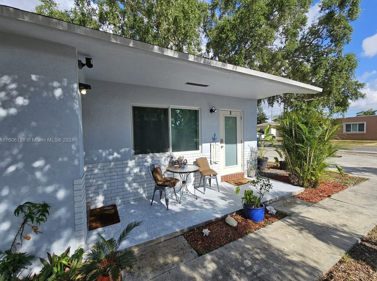 237 Sw 4th St, Dania Beach, FL 33004