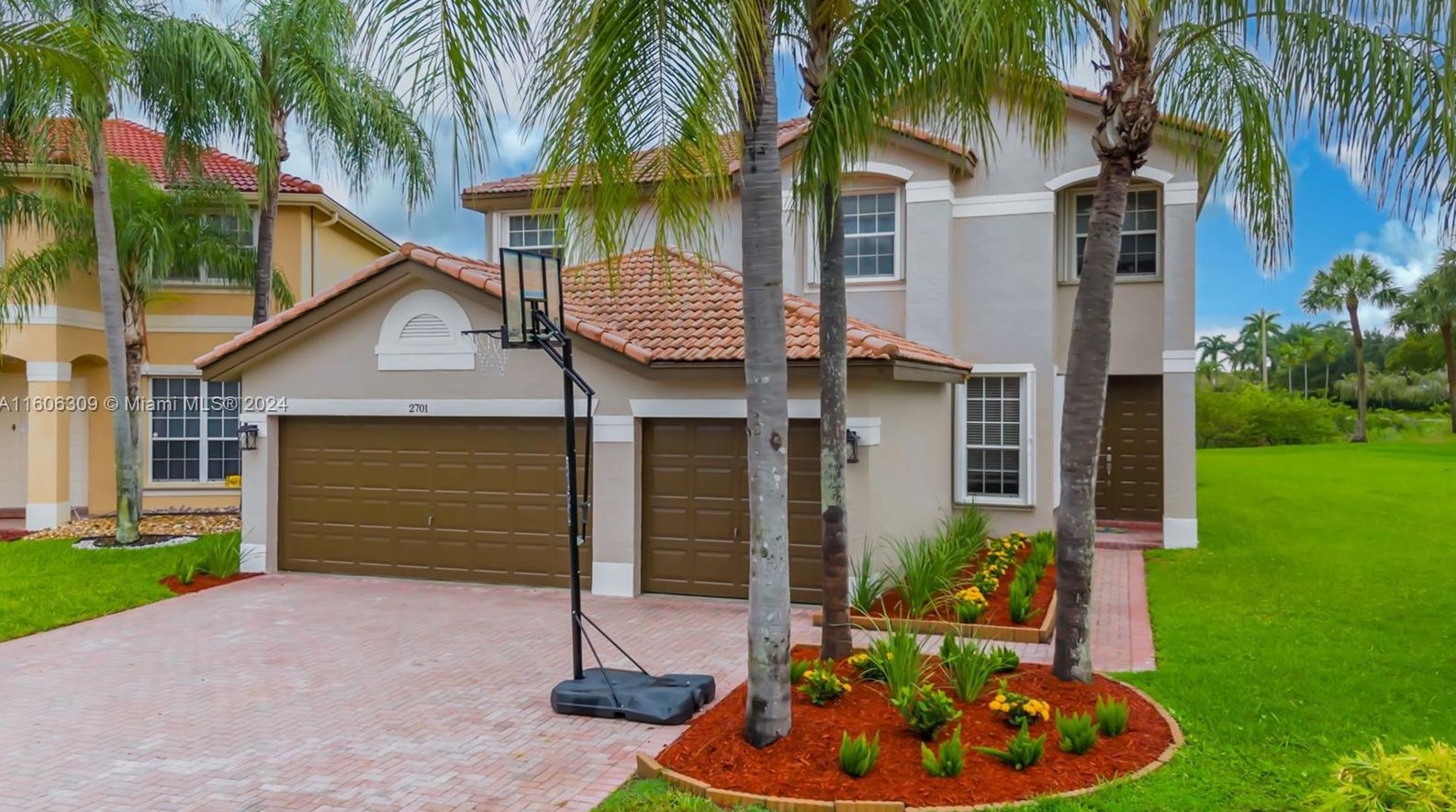 2701 179th Ave, Hollywood, FL 33029-5161