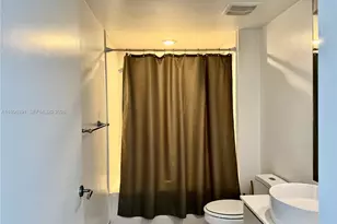 4250 Biscayne Blvd, Miami, FL 33137 - Photo 12