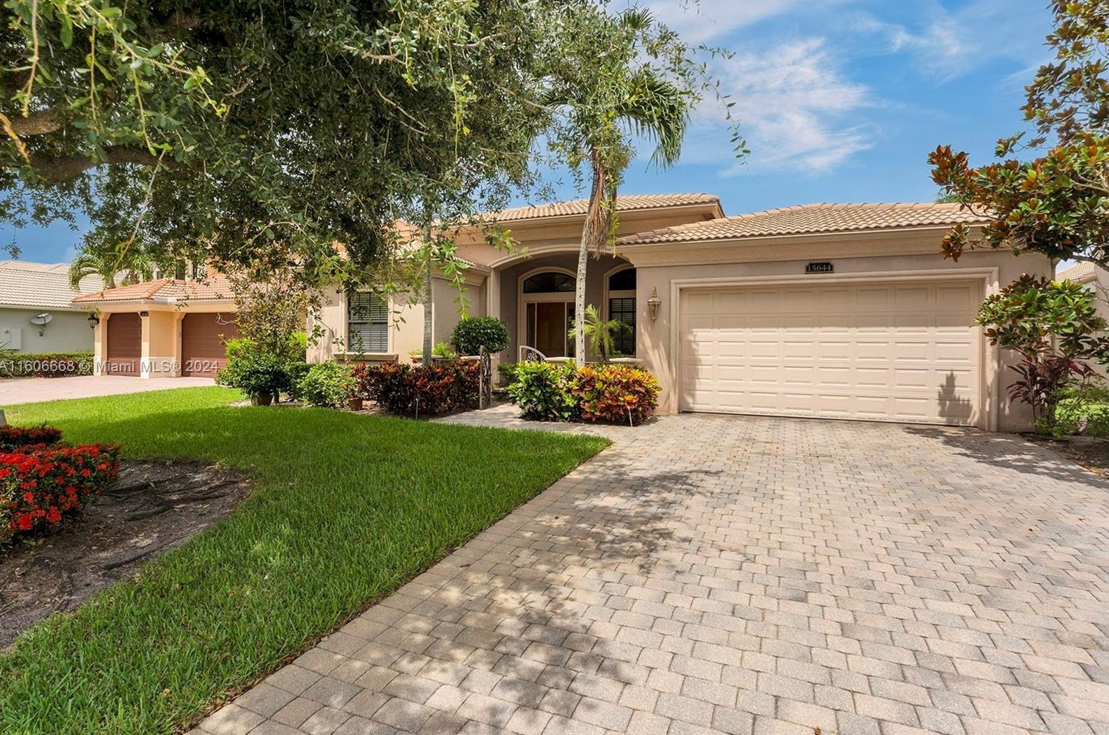 15644 Glencrest Ave, Delray Beach, FL 33446-9578