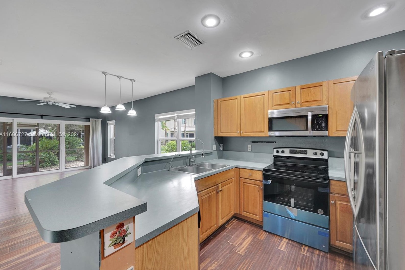 363 Sw 121st Ave #363, Hollywood, FL 33025