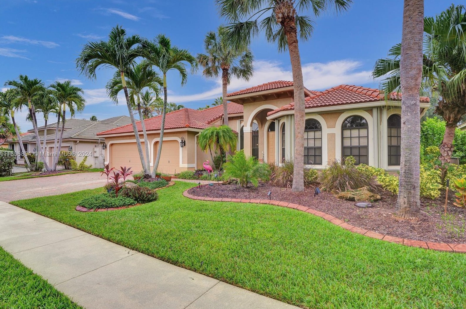 18543 41st St, Hollywood, FL 33029-2779