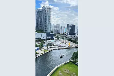 350 S Miami Ave #2302, Miami, FL 33130 - Photo 28
