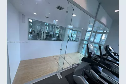 350 S Miami Ave #2302, Miami, FL 33130 - Photo 16
