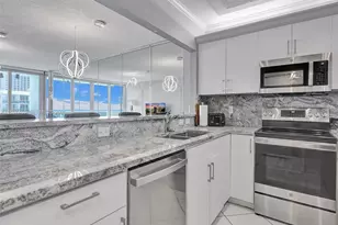 3725 S Ocean Dr, Hollywood, FL 33019 - Photo 32