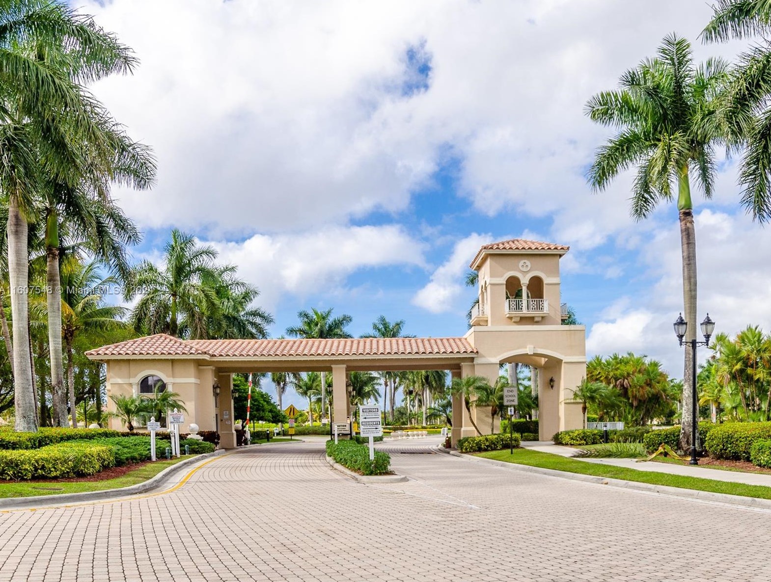 18638 Sw 16th St, Hollywood, FL 33029