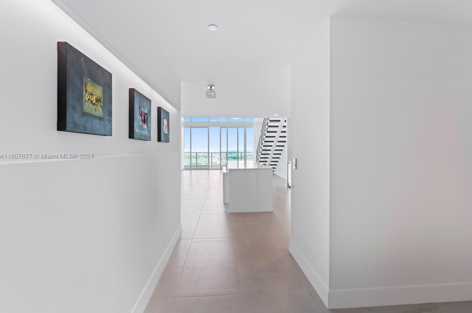 1040 Biscayne Blvd #3802, Miami, FL 33132