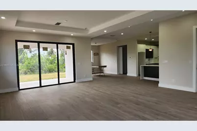 47 E Brig Cir, Other City - In The State Of Florida, FL 33946 - Photo 8