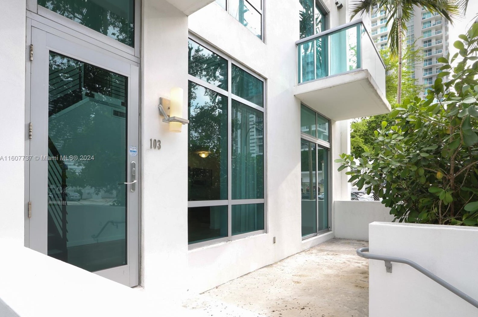 333 Ne 24th St #103, Miami, FL 33137
