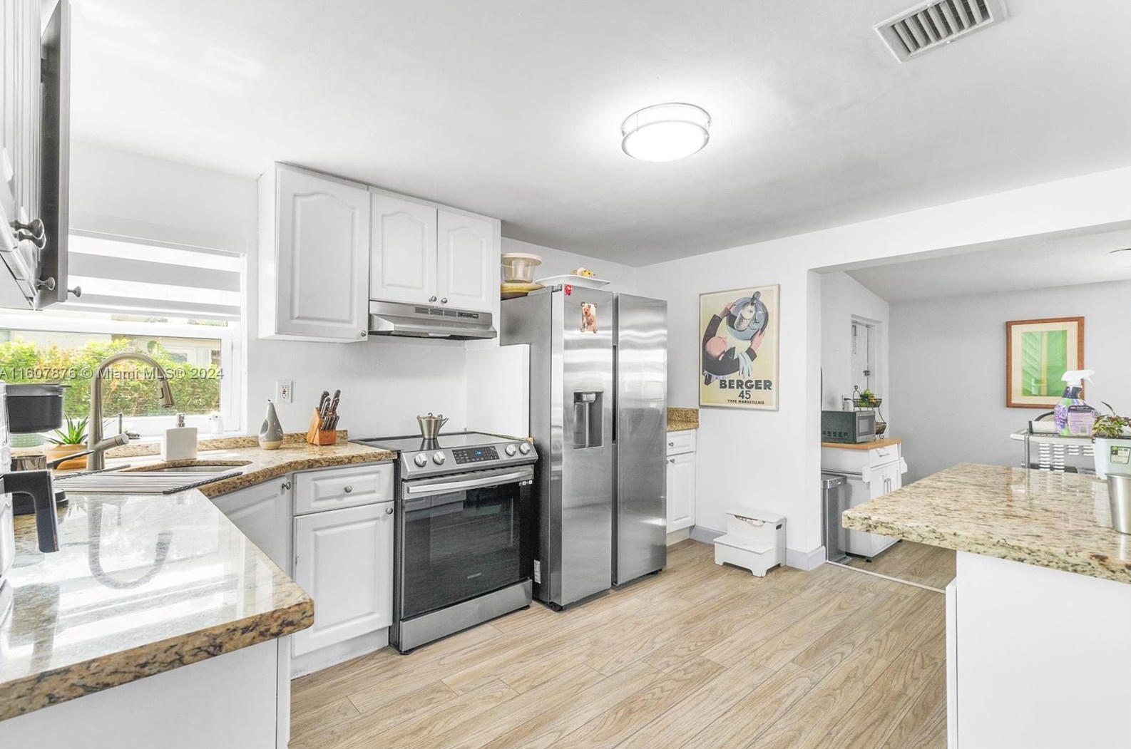 701 199th St, Miami FL 33055-1339 exterior