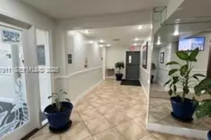 2350 NE 135th St, North Miami, FL 33181 - Photo 18