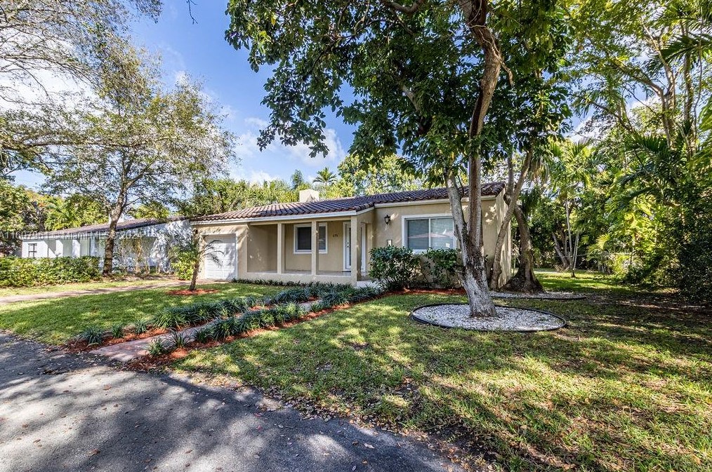 175 Nw 101st St, Miami, FL 33138