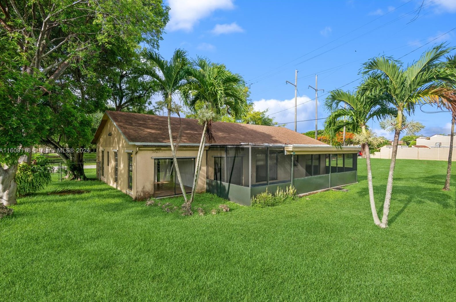 10251 80 St, Miami FL  33193-1515 exterior