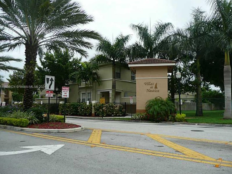 15574 Sw 39th St #282, Hollywood, FL 33027