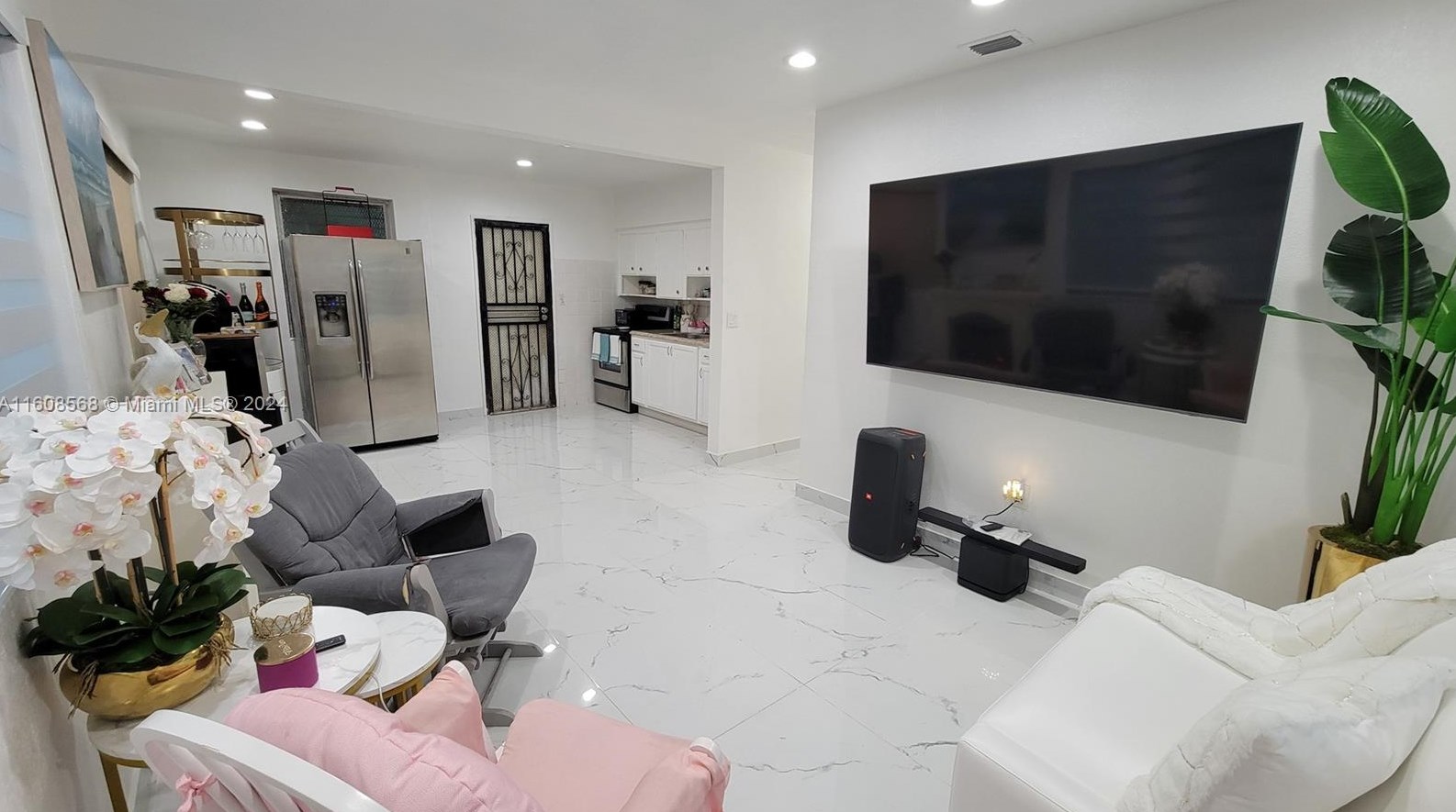 6845 Nw 20th Ave, Miami, FL 33147