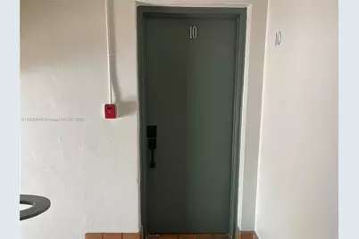 730 12th St #10, Miami Beach, FL 33139 - Photo 8