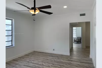 730 12th St #10, Miami Beach, FL 33139 - Photo 10